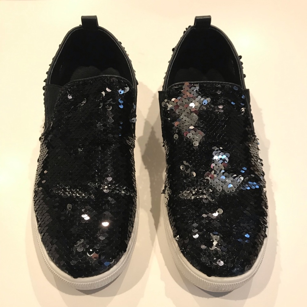 Steve Madden sequence shoes gently used
